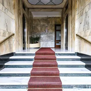 Primopiano - Sammartini , Milano Italia
