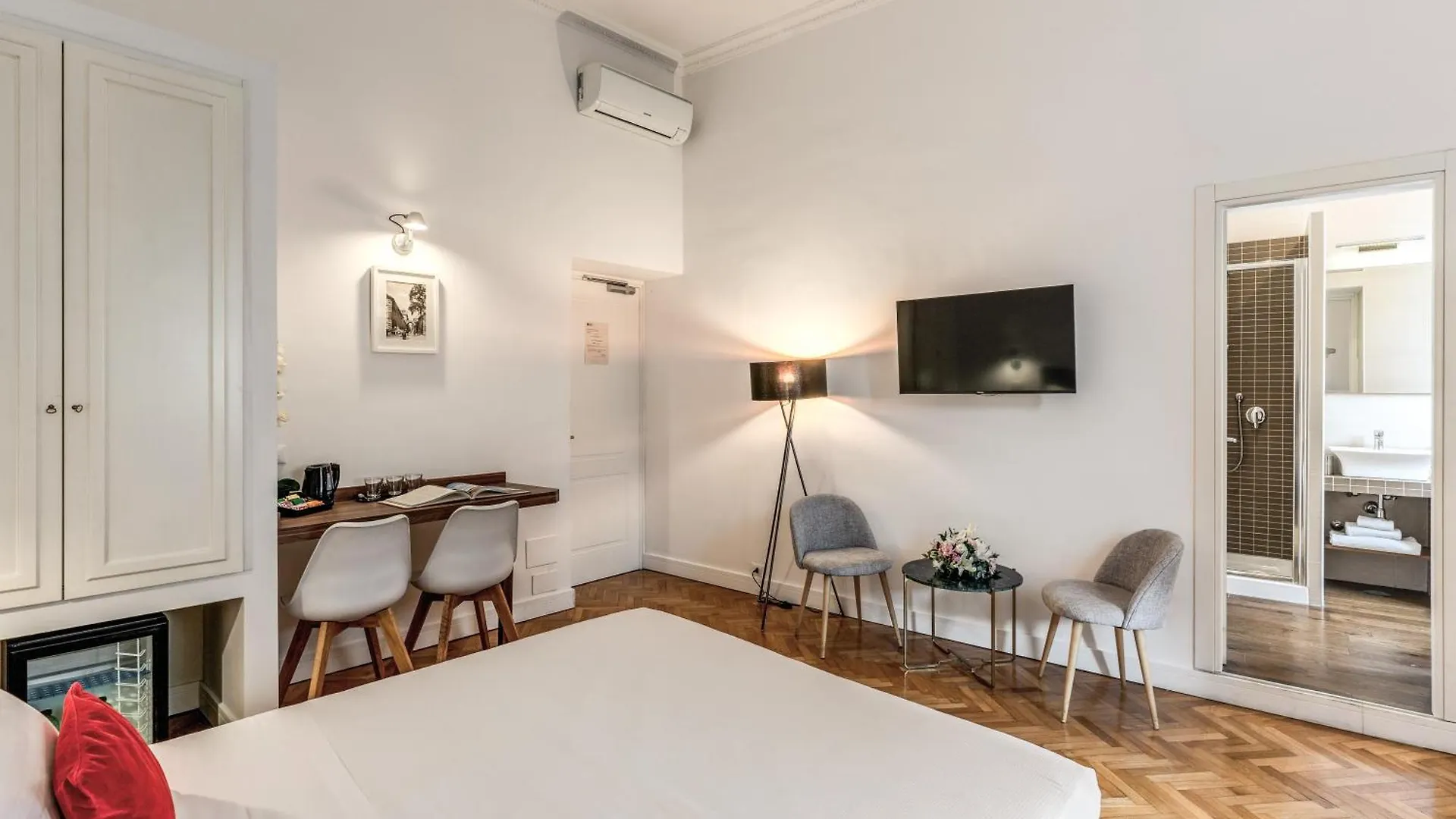 Little Queen Relais Roma